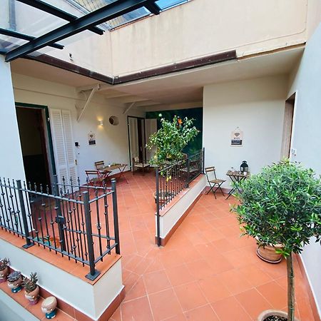Blom Apartments Pisa Exterior foto